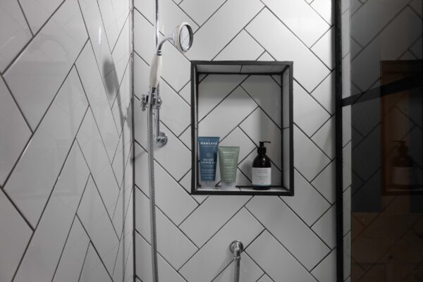 Douglas Road Extendia 6